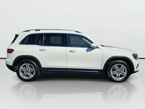 Used 2020 Mercedes-Benz GLB 250 4MATIC image 7