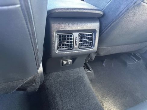 Used 2025 Toyota Camry SE FWD image 26