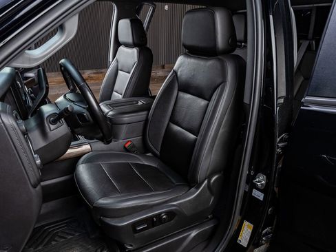 Used 2021 Chevrolet Silverado 1500 LT Trail Boss w/ Convenience Package II image 29