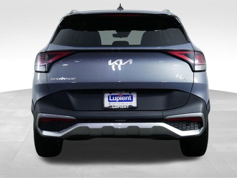 Used 2023 Kia Sportage EX image 9