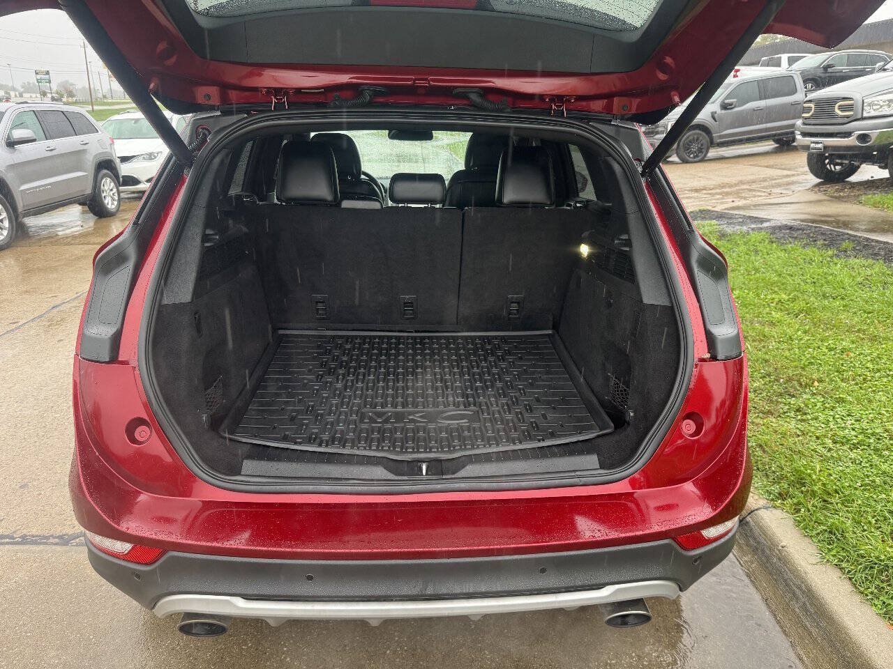 Used 2017 Lincoln MKC Reserve AWD/4WD image 9