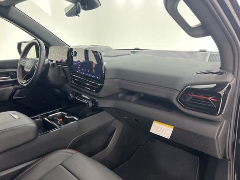 New 2024 Chevrolet Silverado EV RST image 24