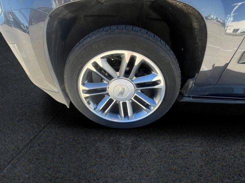 Used 2015 Cadillac Escalade ESV Premium image 10