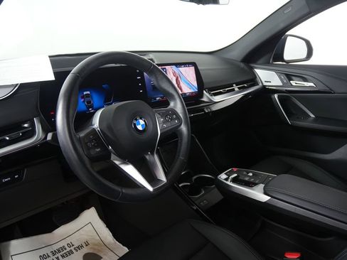 Used 2025 BMW X2 xDrive28i image 12