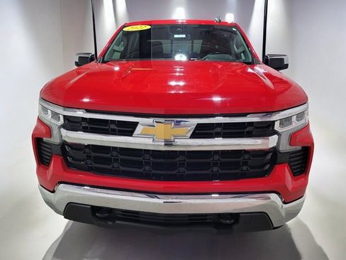 Used 2022 Chevrolet Silverado 1500 LT image 12