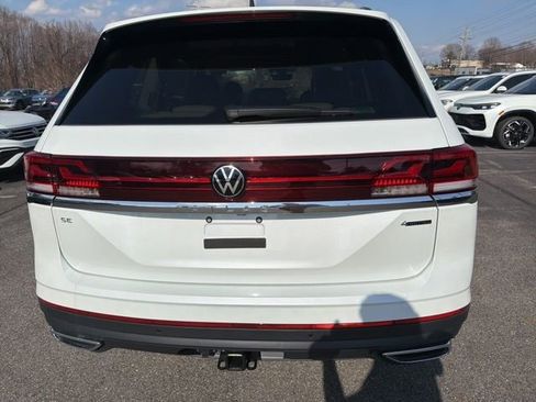New 2026 Volkswagen Atlas SE image 2