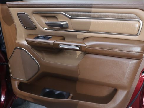 Used 2019 RAM 1500 Laramie Longhorn image 13