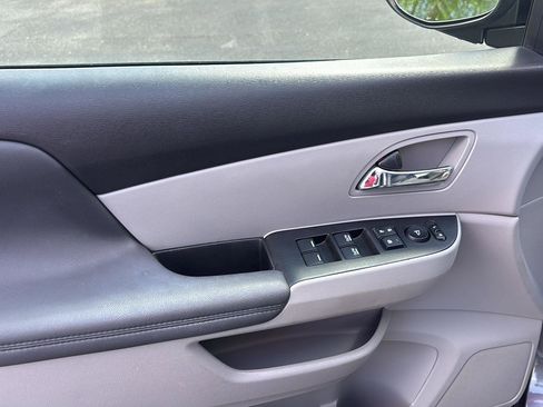 Used 2016 Honda Odyssey EX-L image 31