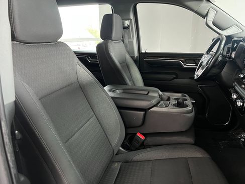 Used 2023 GMC Sierra 1500 SLE AWD/4WD image 25