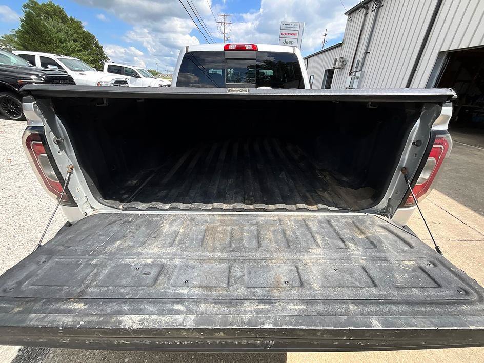 Used 2017 GMC Sierra 1500 Denali AWD/4WD image 8