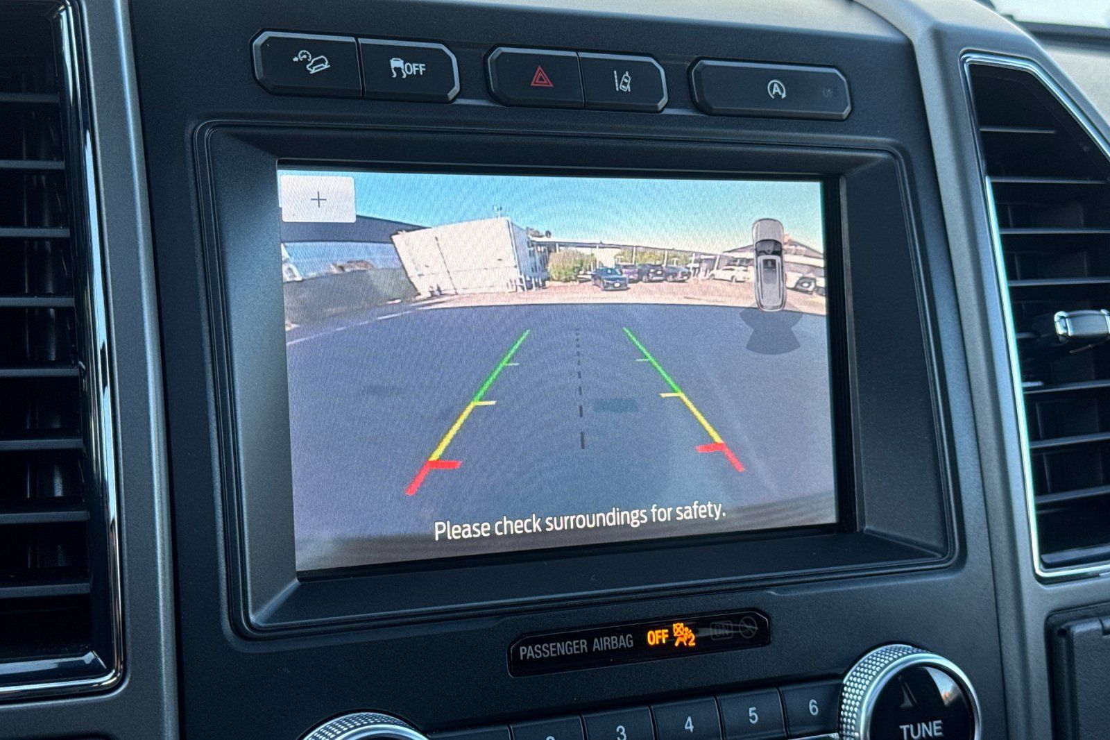Used 2021 Ford Expedition XLT AWD/4WD image 19