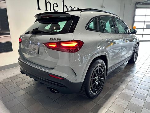 Used 2026 Mercedes-Benz GLA 35 AMG 4MATIC image 4