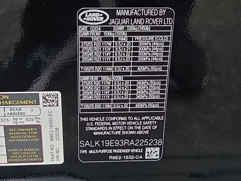 Certified 2024 Land Rover Range Rover Autobiography image 31