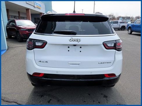 Certified 2025 Jeep Compass Limited w/ Elite Group AWD/4WD image 6