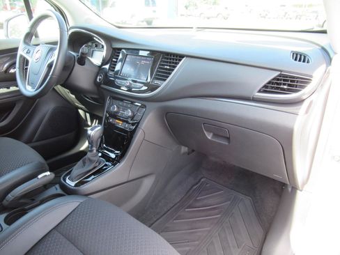 Used 2022 Buick Encore Preferred w/ Safety Package AWD/4WD image 12
