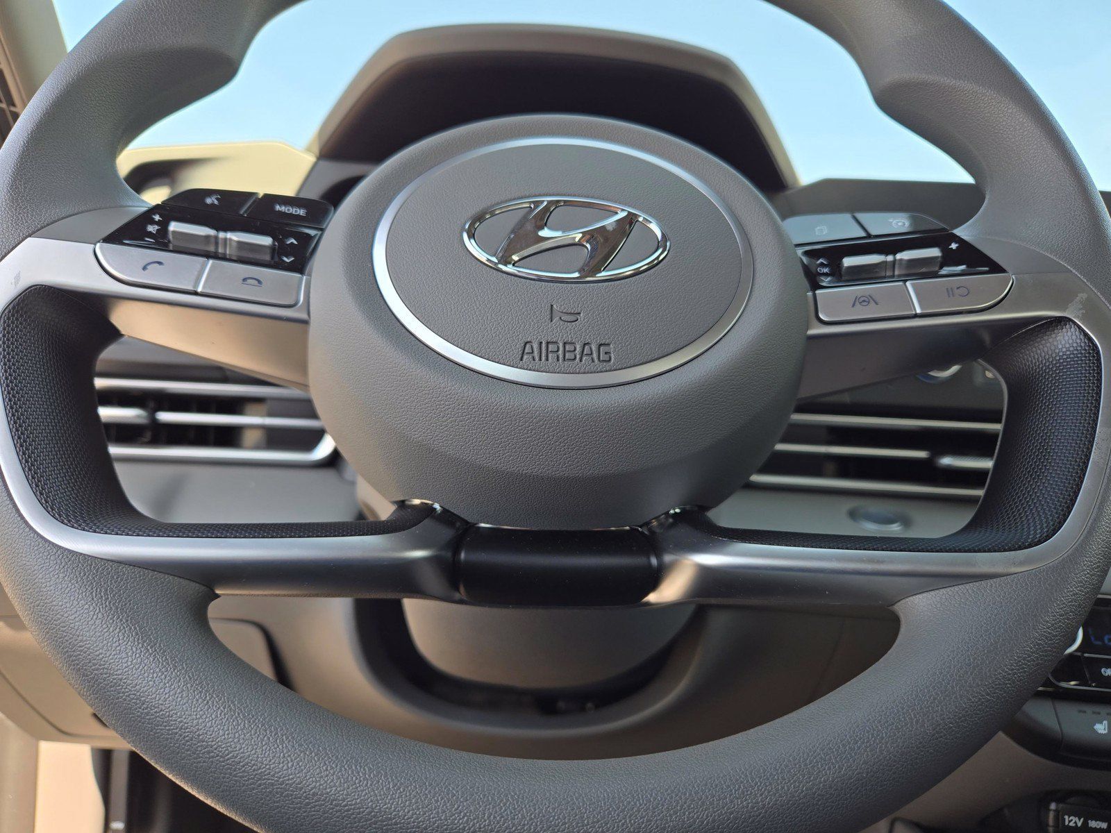Certified 2023 Hyundai Elantra Blue FWD image 24
