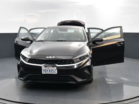 Certified 2022 Kia Forte LXS image 36