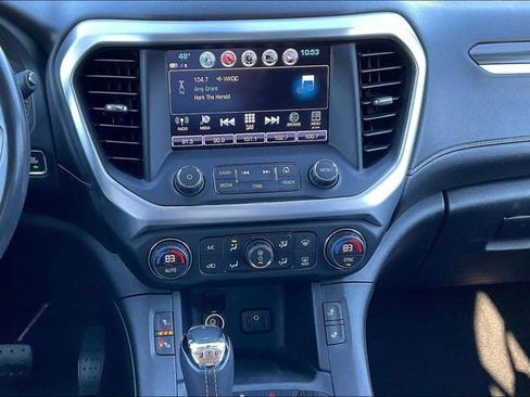 Used 2018 GMC Acadia SLT image 9