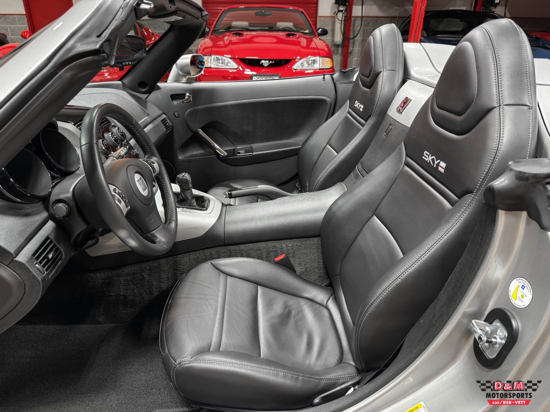 Used 2007 Saturn Sky Red Line RWD image 11