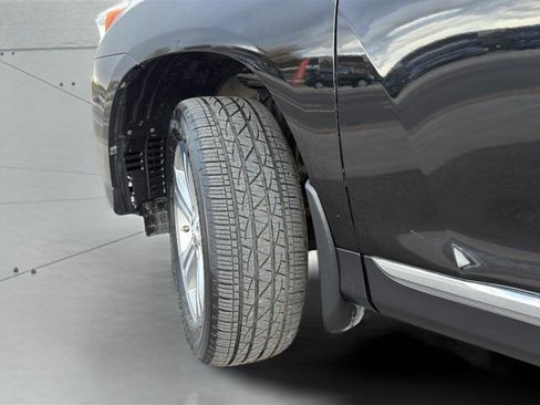 Used 2013 Toyota Highlander Limited AWD/4WD image 35