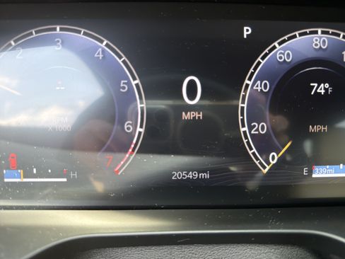Certified 2025 Jeep Grand Cherokee Limited AWD/4WD image 36