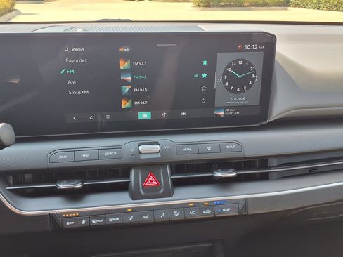 Used 2025 Kia K4 FWD image 25