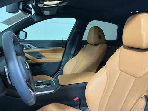 Certified 2025 BMW 430i w/ M Sport Package image 22