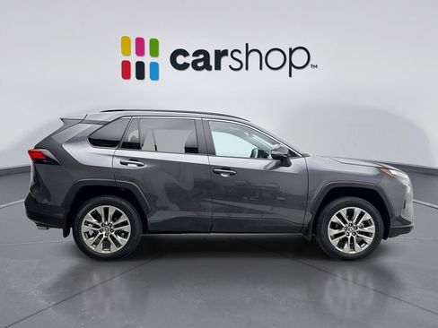 Used 2023 Toyota RAV4 XLE Premium AWD/4WD image 6