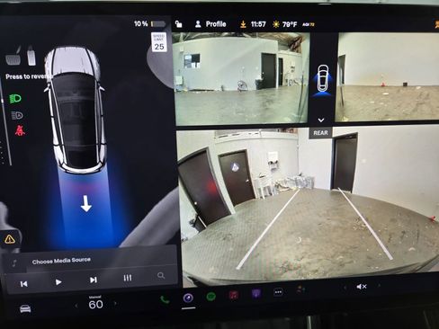 Used 2026 Tesla Model Y Long Range image 20