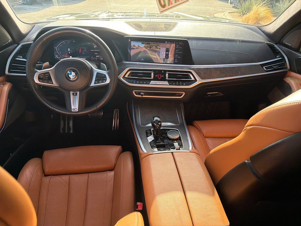 Used 2020 BMW X7 xDrive40i w/ M Sport Package AWD/4WD image 28