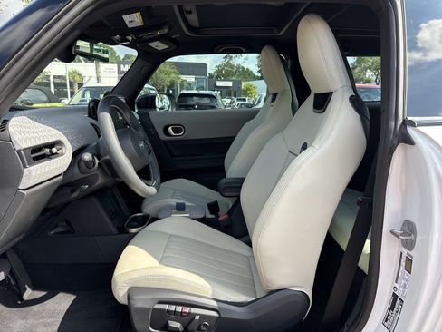 Used 2025 MINI Cooper S FWD image 16