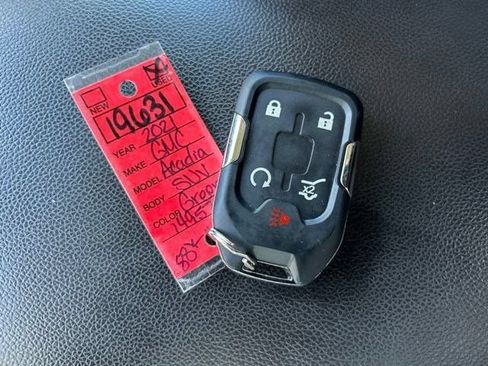 Used 2021 GMC Acadia Denali w/ Denali Technology Package FWD image 75