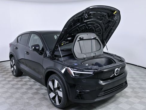 Certified 2023 Volvo C40 P8 Recharge Ultimate w/ Protection Package Premier image 35