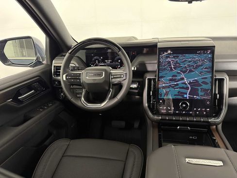 New 2026 GMC Yukon XL Denali w/ Denali Reserve Package AWD/4WD image 24