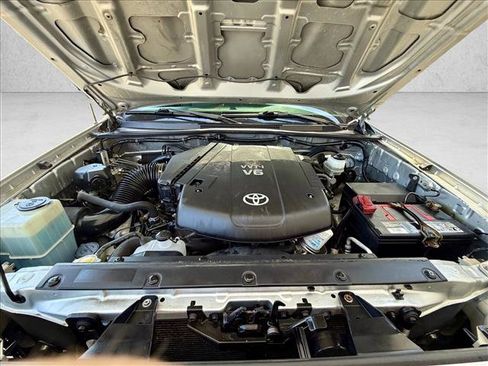 Used 2012 Toyota Tacoma 4x4 Double Cab w/ TRD Sport Pkg image 17