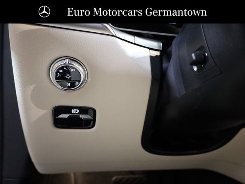 Used 2026 Mercedes-Benz GLC 300 4MATIC image 10