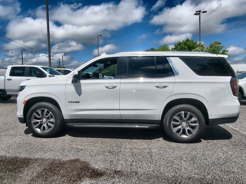Used 2022 Chevrolet Tahoe LT w/ LT Signature Package AWD/4WD image 5