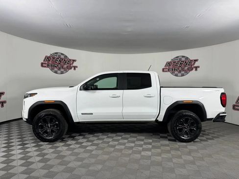 Used 2025 GMC Canyon Elevation AWD/4WD image 4