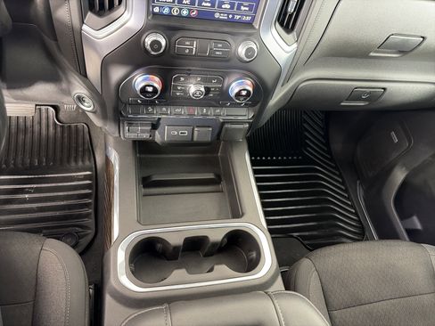Used 2021 GMC Sierra 1500 Elevation w/ Preferred Package AWD/4WD image 34
