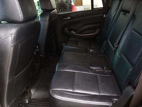 Used 2018 GMC Yukon SLE AWD/4WD image 14