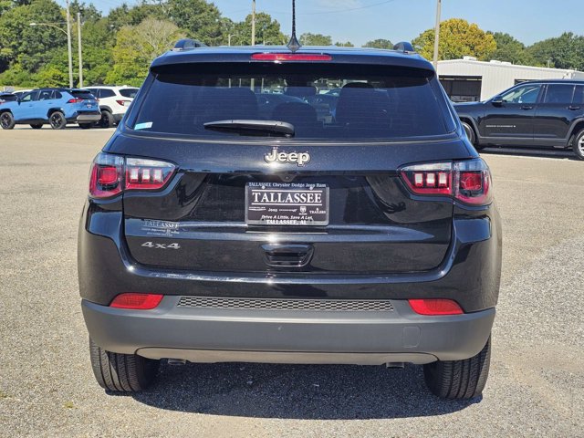 Used 2026 Jeep Compass Latitude w/ Quick Order Package 29K AWD/4WD image 10