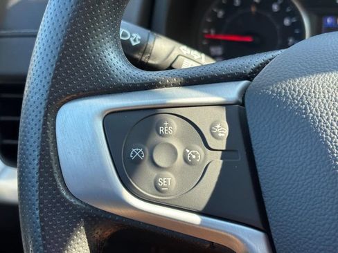 Used 2022 GMC Terrain SLE w/ Driver Convenience Package FWD image 17