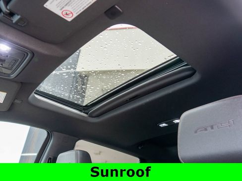 Used 2021 GMC Sierra 2500 AT4 w/ AT4 Preferred Package image 12