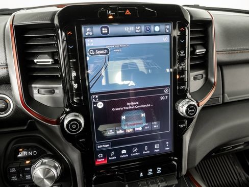 Used 2025 RAM 1500 Rebel image 13