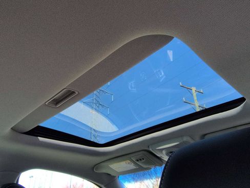 Used 2004 Cadillac CTS V image 23