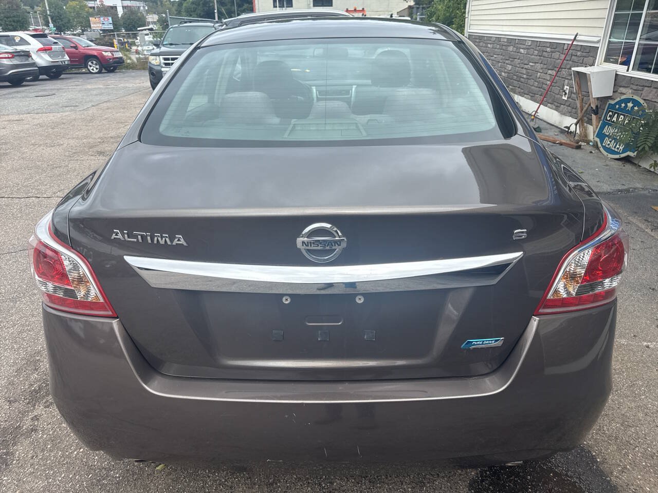 Used 2013 Nissan Altima 2.5 S FWD image 16