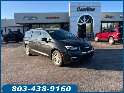 Used 2022 Chrysler Pacifica Touring-L FWD image 1