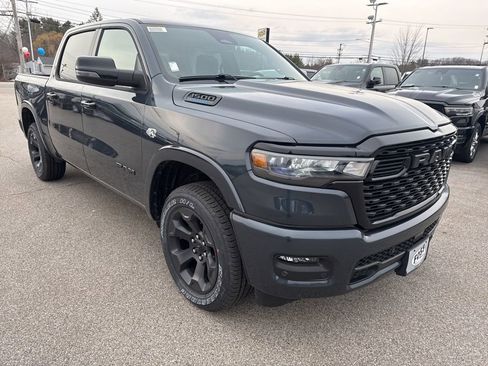 New 2026 RAM 1500 4x4 Crew Cab image 7