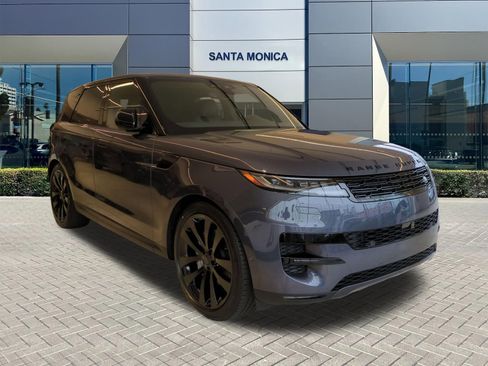 New 2026 Land Rover Range Rover Sport SE AWD/4WD image 6