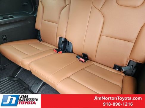 Used 2025 Kia Telluride SX Prestige X-Line image 30